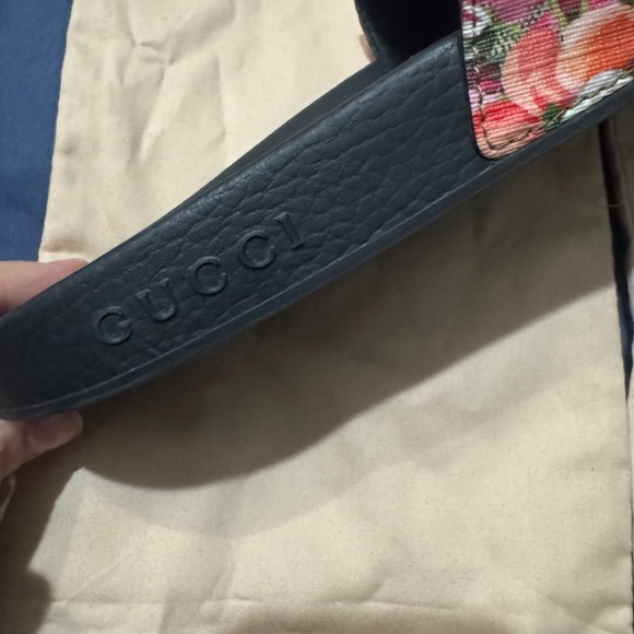 Gucci slides - Picture 3 of 6